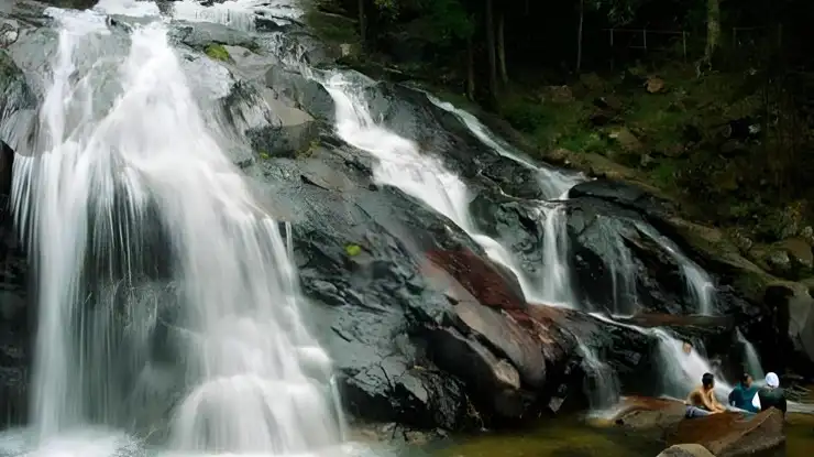 Bayaran Masuk Air Terjun Kota Tinggi