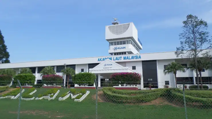 Yuran ALAM