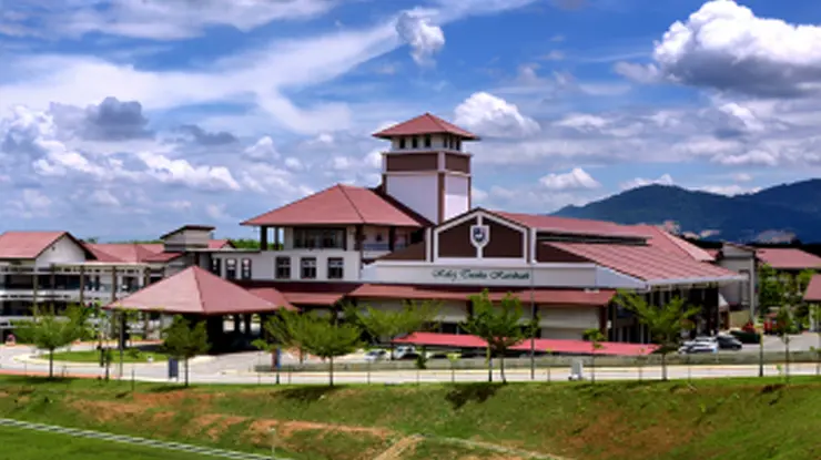 Yuran Kolej Tunku Kurshiah