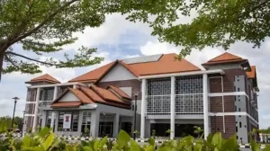 Yuran UMK 2025, Struktur, Bantuan & Syarat Kemasukan