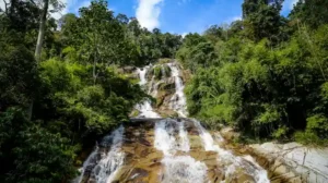 Harga Tiket Lata Kinjang Waterfall 2025, Aktiviti & Waktu Operasi
